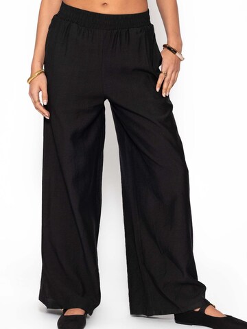 SASSYCLASSY Loose fit Trousers in Black