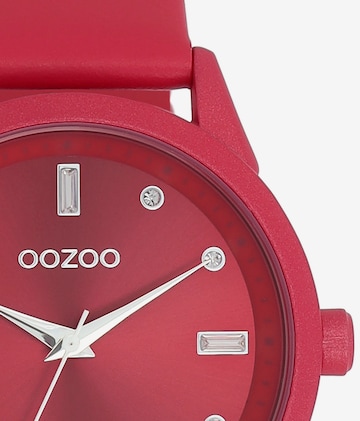 OOZOO Analog Watch in Red