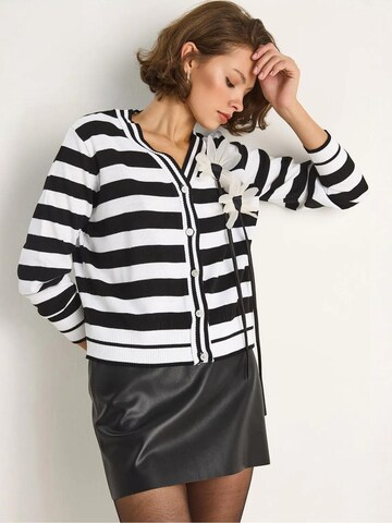 Bianco Lucci Strickjacke in Schwarz