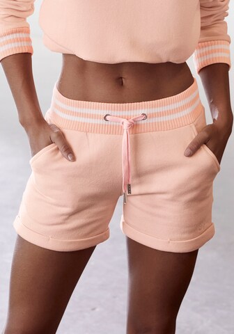 BUFFALO Regular Sweatshorts in Pink: Vorderseite