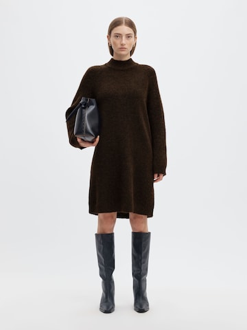 SELECTED Knit dress in Brown: front