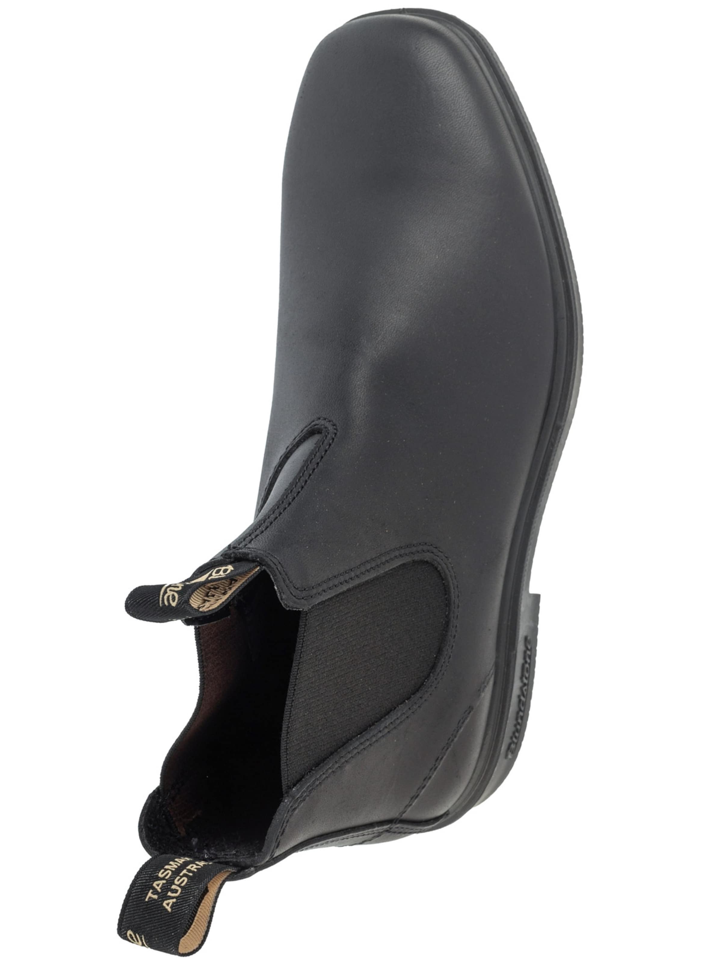 Blundstone Booties in Black
