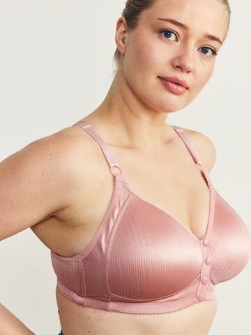 C&City Bralette Bra in Pink
