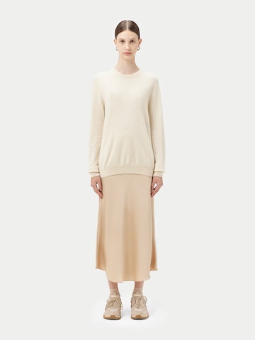 GOBI Cashmere Trui 'Women's Essential Cashmere Crewneck Sweater' in Wit