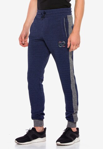 CIPO & BAXX Tapered Sweathose in Blau