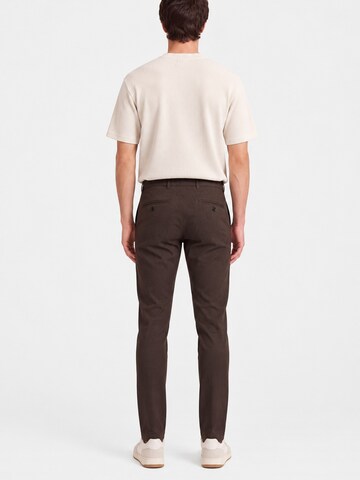 !Solid Slimfit Chino 'SDFrederic' in Bruin