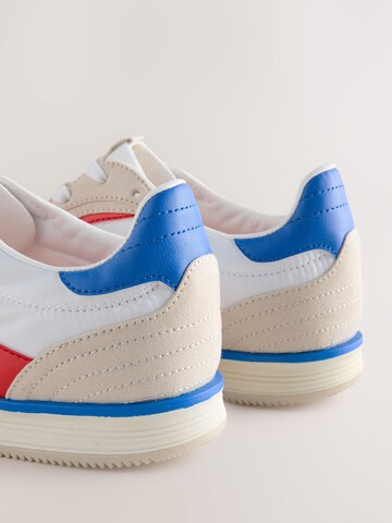 Sneaker bassa di Next in colori misti