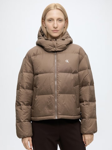 Calvin Klein Jeans Vinterjacka 'ESSENTIAL' i brun: framsida