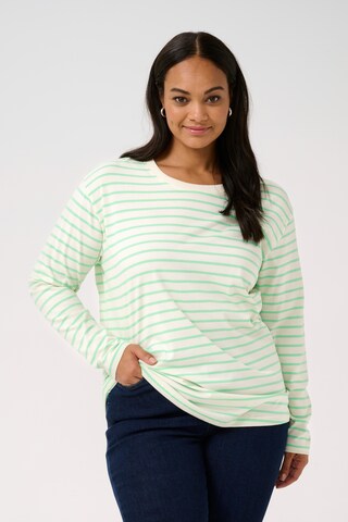 T-shirt 'KC Winni' KAFFE CURVE en vert : devant