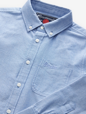 Superdry Regular fit Риза в синьо