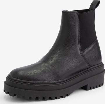 Mysa Chelsea Boots in Black: front