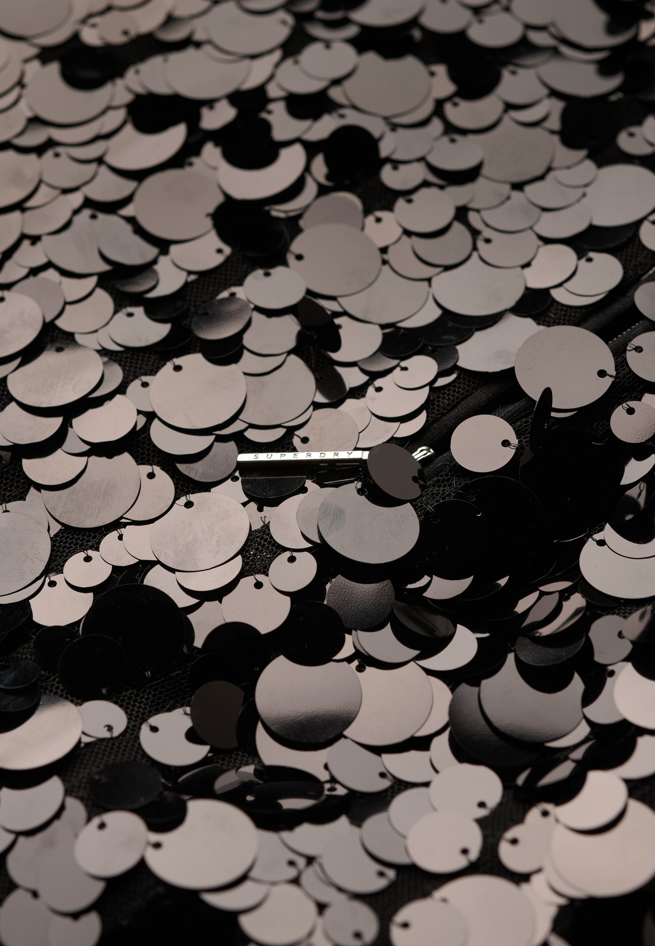 Superdry Пола в черно