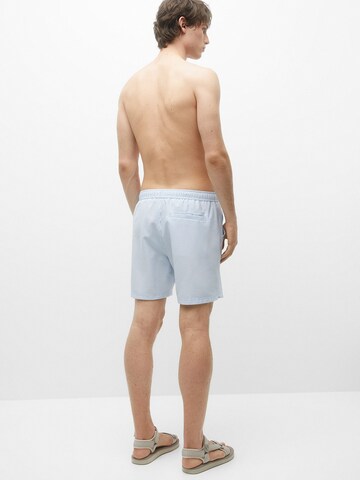 Pull&Bear Swimming shorts in Blue