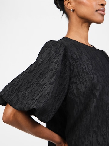 Bluză 'YASMINU' de la YAS pe negru