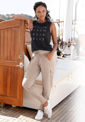 Top de la VENICE BEACH pe negru