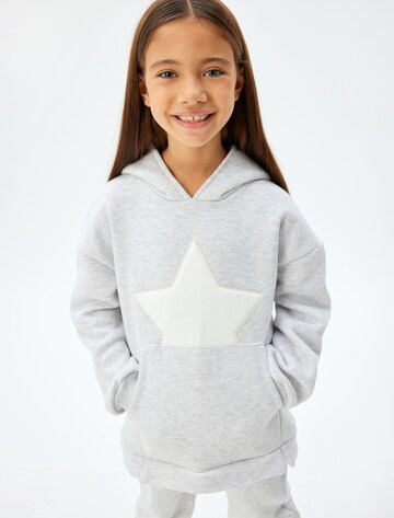 Koton Sweatshirt in Grijs: voorkant