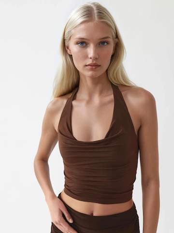 Busem Top in Bruin: voorkant