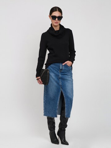Influencer Pullover in Schwarz