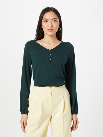 ABOUT YOU Shirt 'Hedda' in Green: front