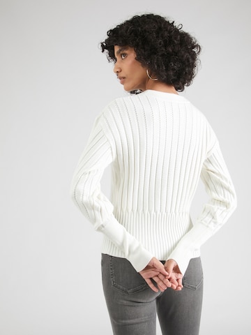 BOSS Sweater 'Fempali' in White