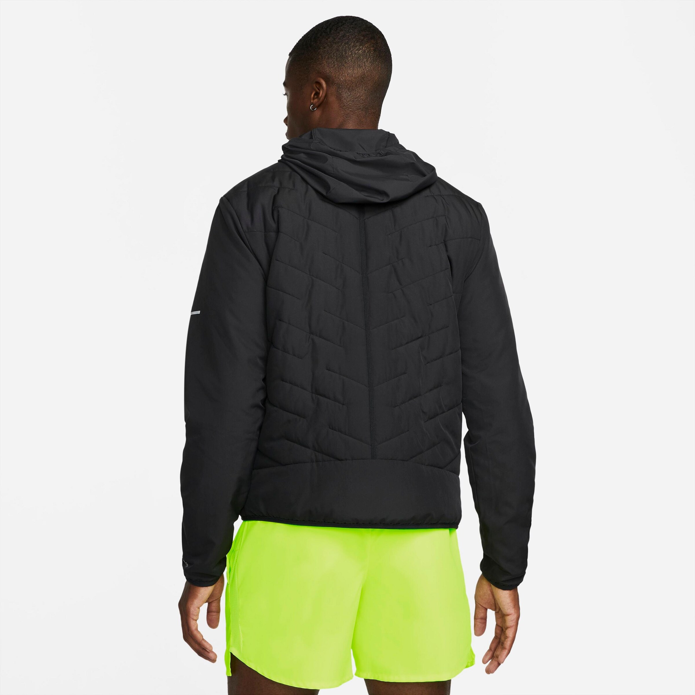Männer Sportbekleidung NIKE Sportjacke in Schwarz - MJ63442 Männer Sportbekleidung NIKE Sportjacke in Schwarz - MJ63442