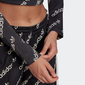 ADIDAS ORIGINALS Футболка в Черный