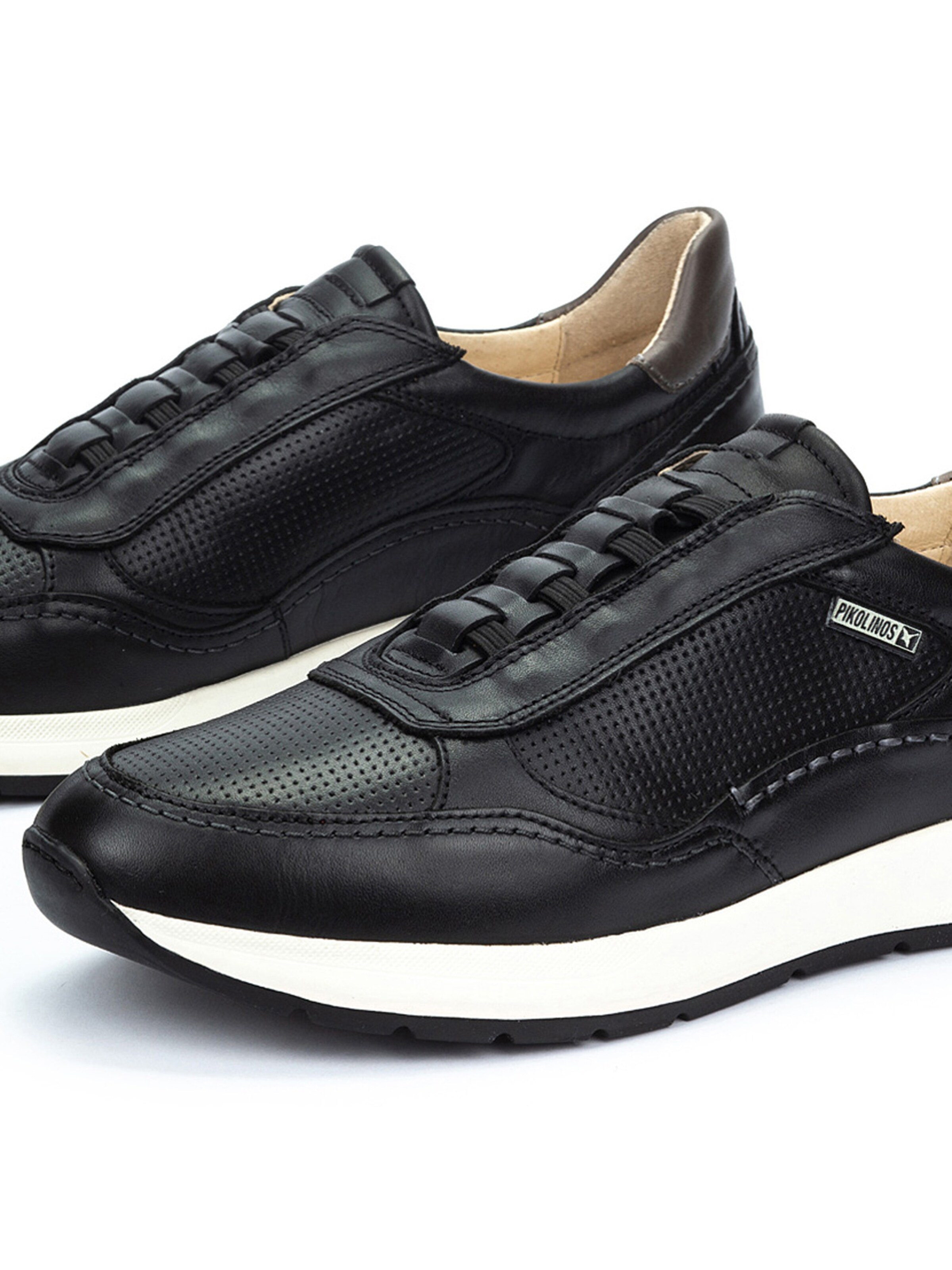 Baskets basses 'Getafe' PIKOLINOS en noir