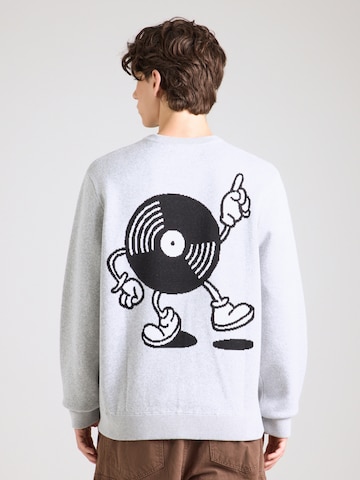 Pullover 'Stay Different' di Iriedaily in grigio: frontale
