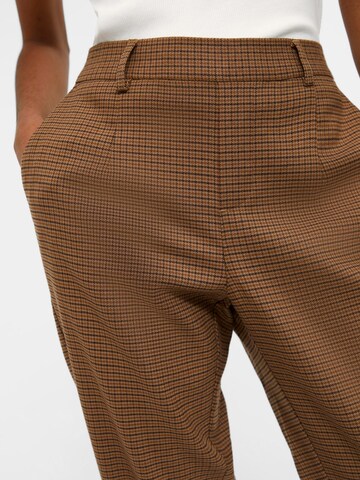 Coupe slim Pantalon chino 'LISA' OBJECT en marron