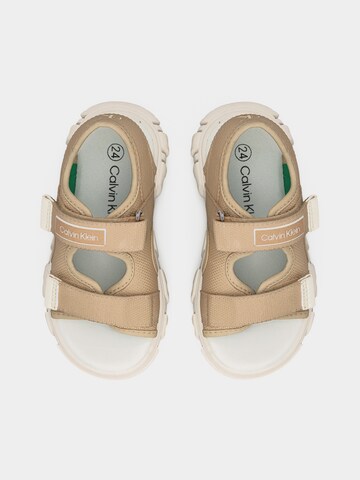 Calvin Klein Jeans - Zapatos abiertos 'CARL' en beige