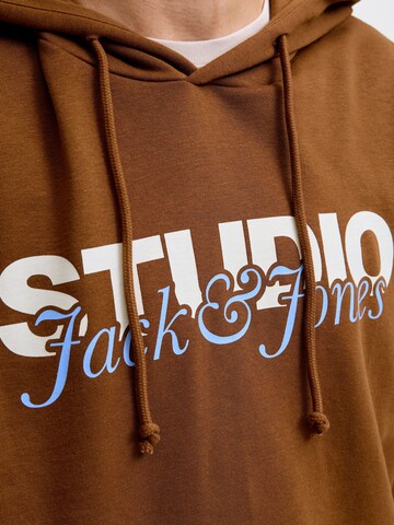 JACK & JONES Sweatshirt i brun