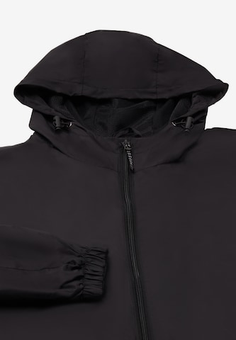 HOMEBASE Between-Season Jacket in Black