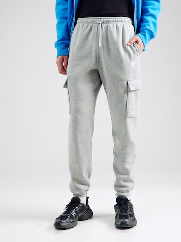 Nike Sportswear Tapered Παντελόνι cargo 'CLUB' σε γκρι: μπροστά