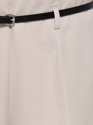 ONLY Regular Trousers 'ONLMalika' in Beige