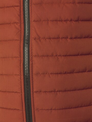 No Excess Between-season jacket in Red