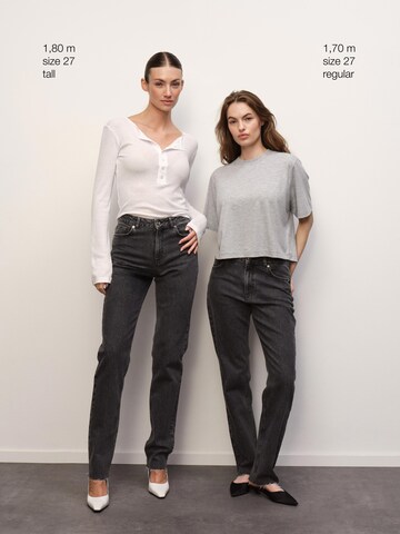 RÆRE by Lorena Rae Regular Jeans 'Falda' in Grijs