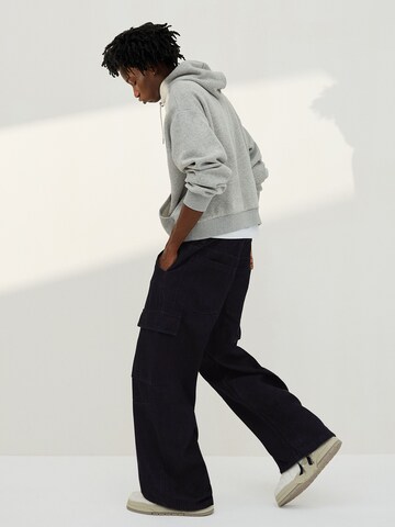 Bershka Baggy Cargofarkut värissä sininen