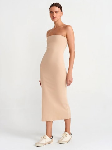 Dilvin - Vestido em bege