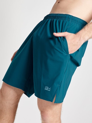 SPORTKIND Regular Workout Pants 'Performance Shorts' in Green