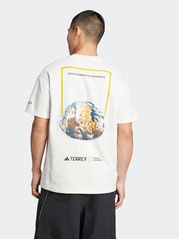 ADIDAS TERREX Функциональная футболка 'National Geographic' в Белый: спереди