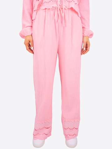 Seasons of April Wide leg Broek 'Ines' in Roze: voorkant