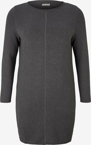 Robes en maille Tom Tailor Women + en gris : devant