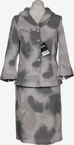 Evelin Brandt Berlin Anzug oder Kombination S in Mischfarben: Vorderseite