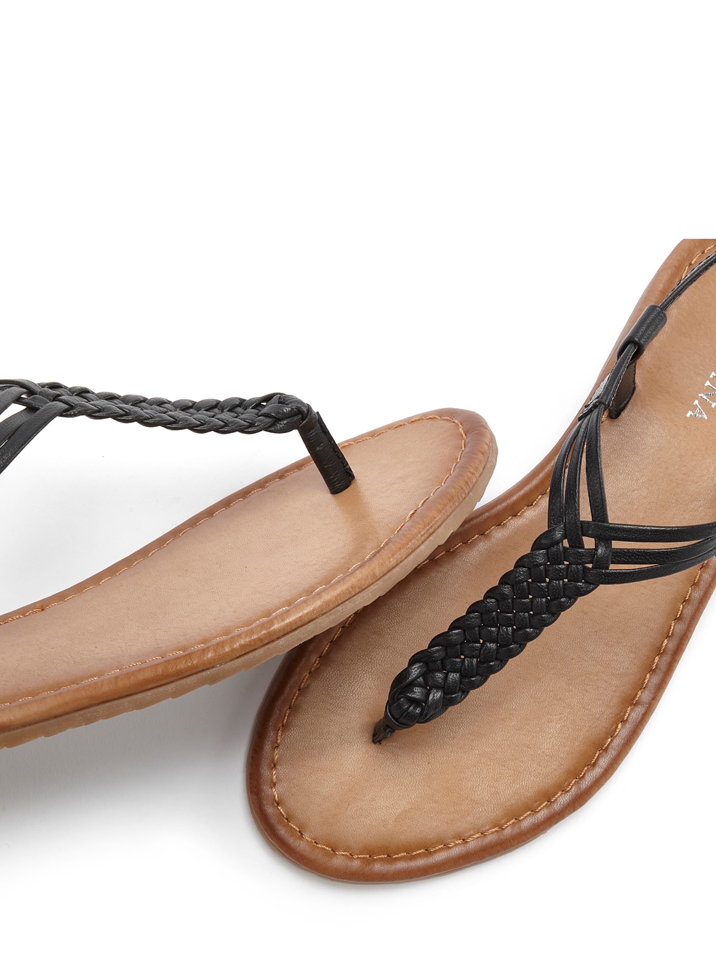 LASCANA Varbavaheplätu, värv must