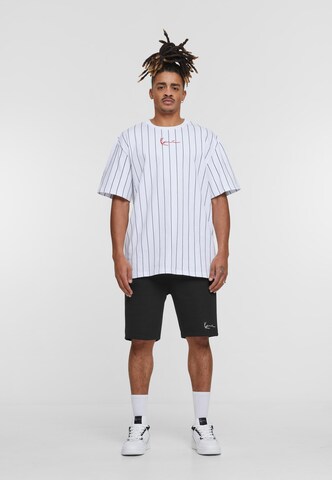 Karl Kani - Camiseta 'Essentials' en blanco