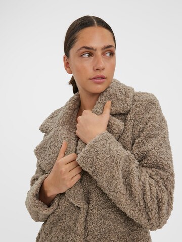 VERO MODA Between-Seasons Coat 'KYLIE' in Grey