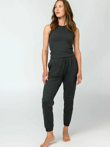 Girlfriend Collective Regular Trousers ' Reset ' in Black