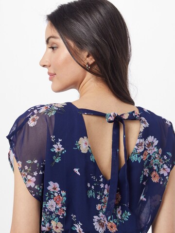 Robe 'Eleni' ABOUT YOU en bleu