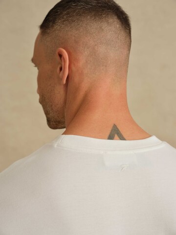 DAN FOX APPAREL - Camiseta 'Miko' en blanco