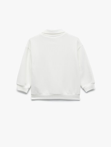 Koton Sweatshirt in White